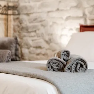 historical-suites-in-the-heart-of-como-old-town-by.it-lombardy.com/